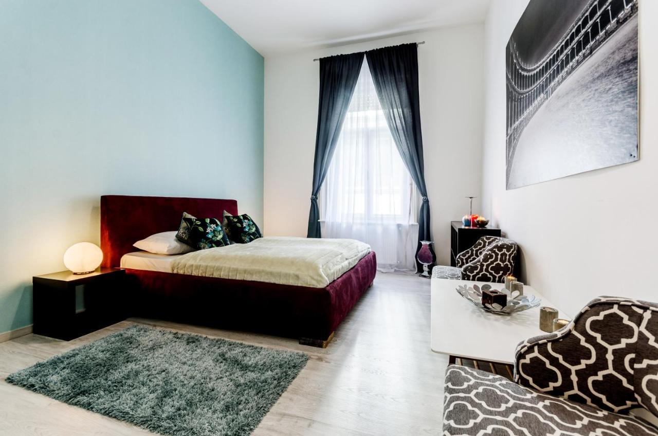 Luxury Paulay Street Apartment Boedapest Buitenkant foto
