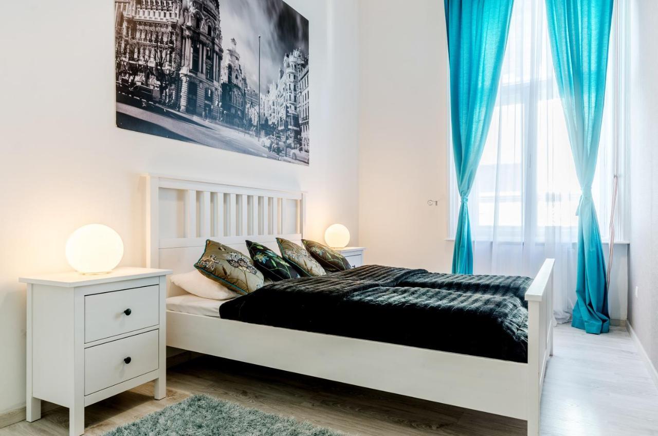 Luxury Paulay Street Apartment Boedapest Buitenkant foto